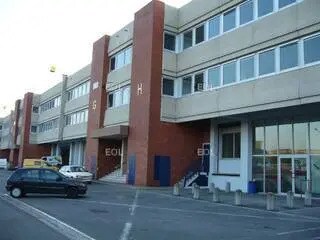 Industriel/Logistique dans Saint-Ouen-sur-Seine à louer - Photo de l’immeuble – Image 1 sur 6