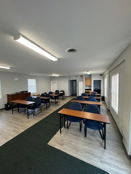 2 Pleasant Hill Rd, Owings Mills, MD à louer - Photo intérieure – Image 3 sur 5