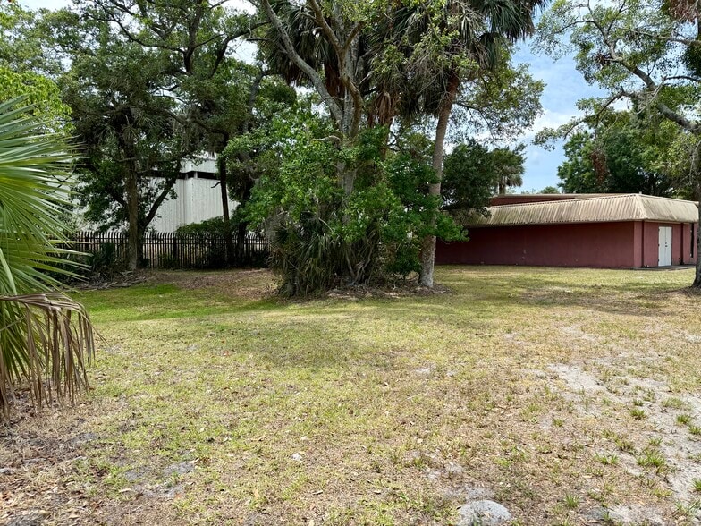 1601 W 6th St, Sanford, FL à vendre - Photo de l’immeuble – Image 3 sur 8