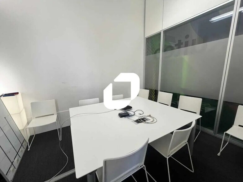 Bureau dans Lyon à louer - Photo de l’immeuble – Image 3 sur 28