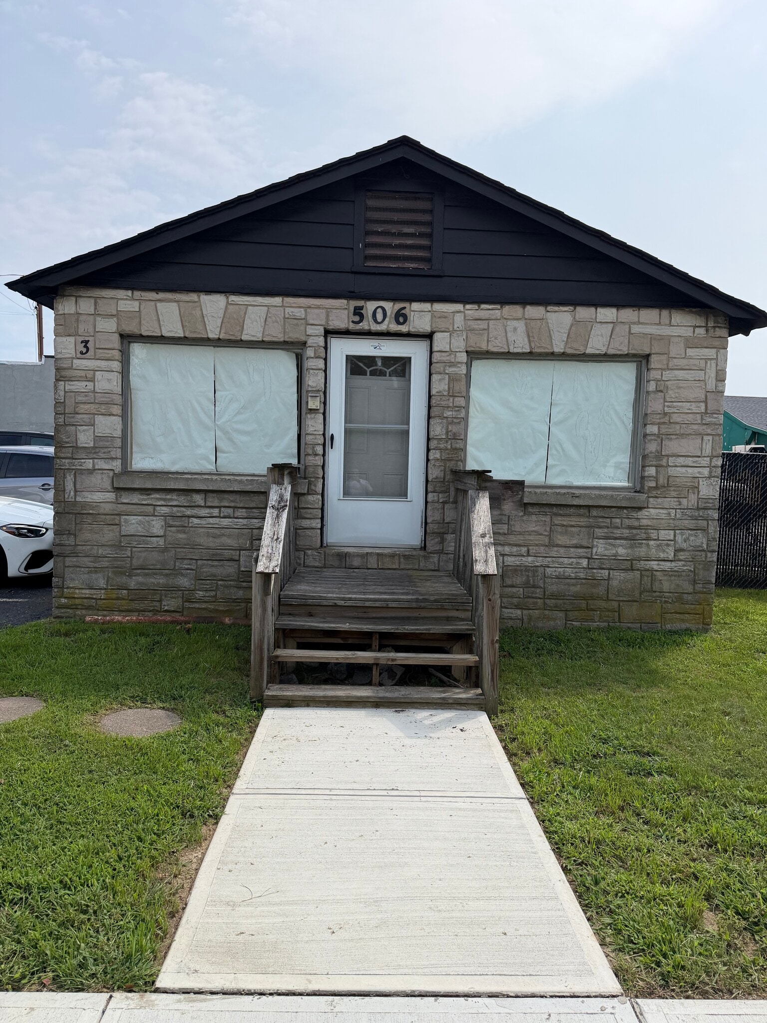 506 Atkins Ave, Neptune, NJ à louer Photo intérieure– Image 1 sur 6