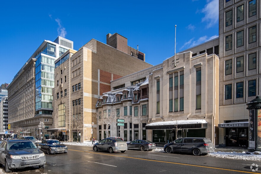 1316-1330 Rue Sherbrooke E, Montréal, QC à louer - Photo principale – Image 1 sur 1