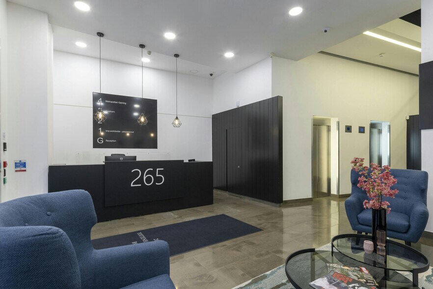 265-267 Tottenham Court Rd, Londres à louer - Photo de l’immeuble – Image 3 sur 21