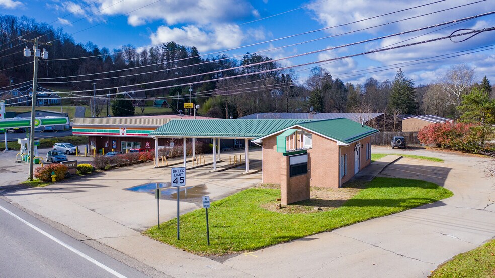 1434 S Pike St, Shinnston, WV à vendre - Photo principale – Image 2 sur 8