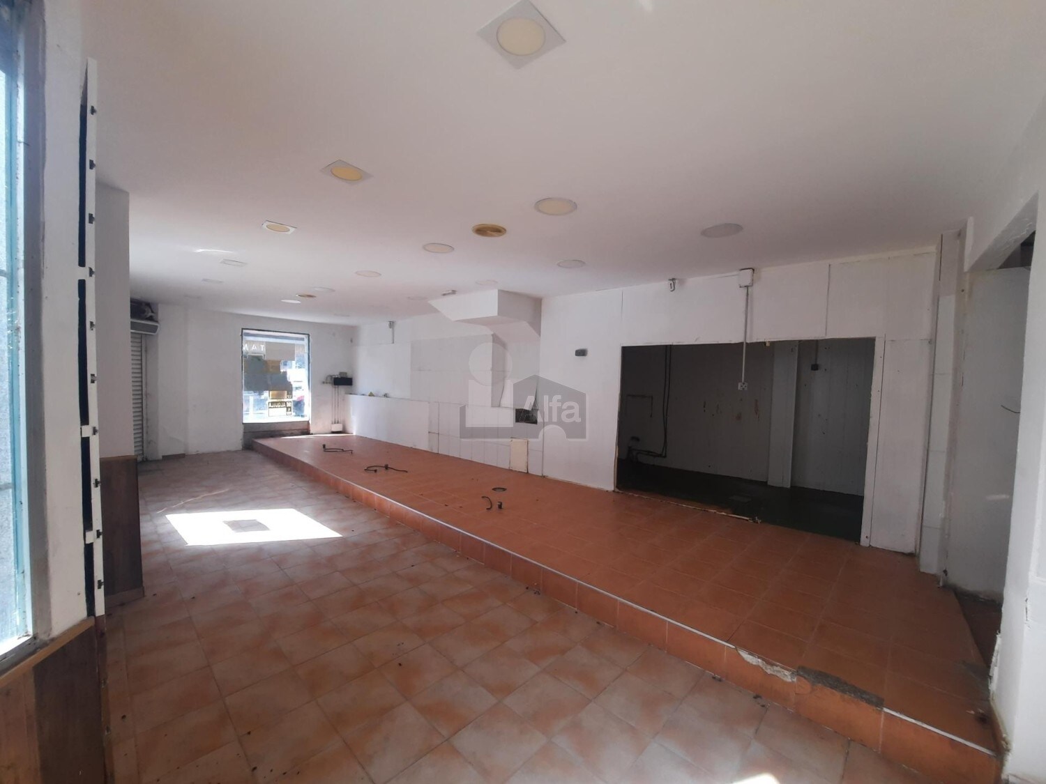 Local commercial dans Vigo, Pontevedra à louer Plan d’étage– Image 1 sur 7