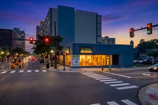 Plus de détails pour 402-408 S Lafayette Ave, Royal Oak, MI - Bureau/Local commercial à louer