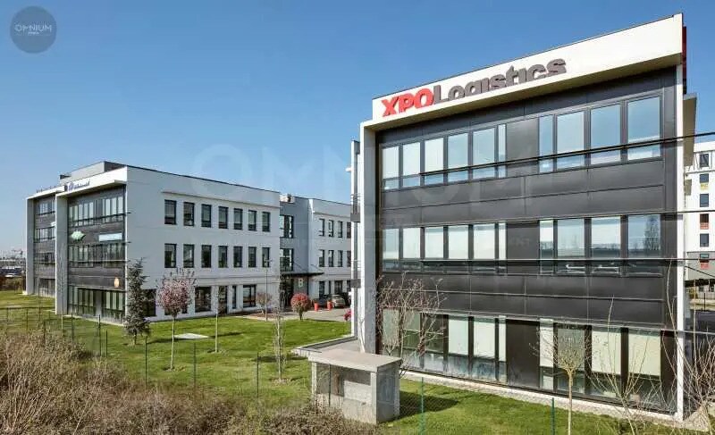 Bureau dans Saint-Priest à louer Photo de l’immeuble– Image 1 sur 5