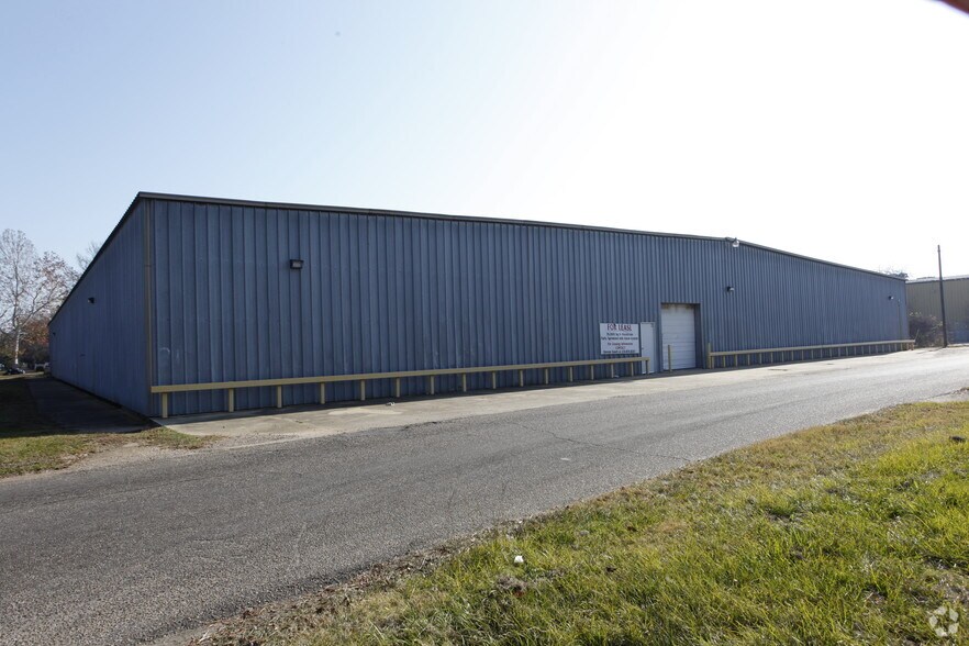 2210 Alabama Ave, Selma, AL à louer - Photo de l’immeuble – Image 2 sur 10