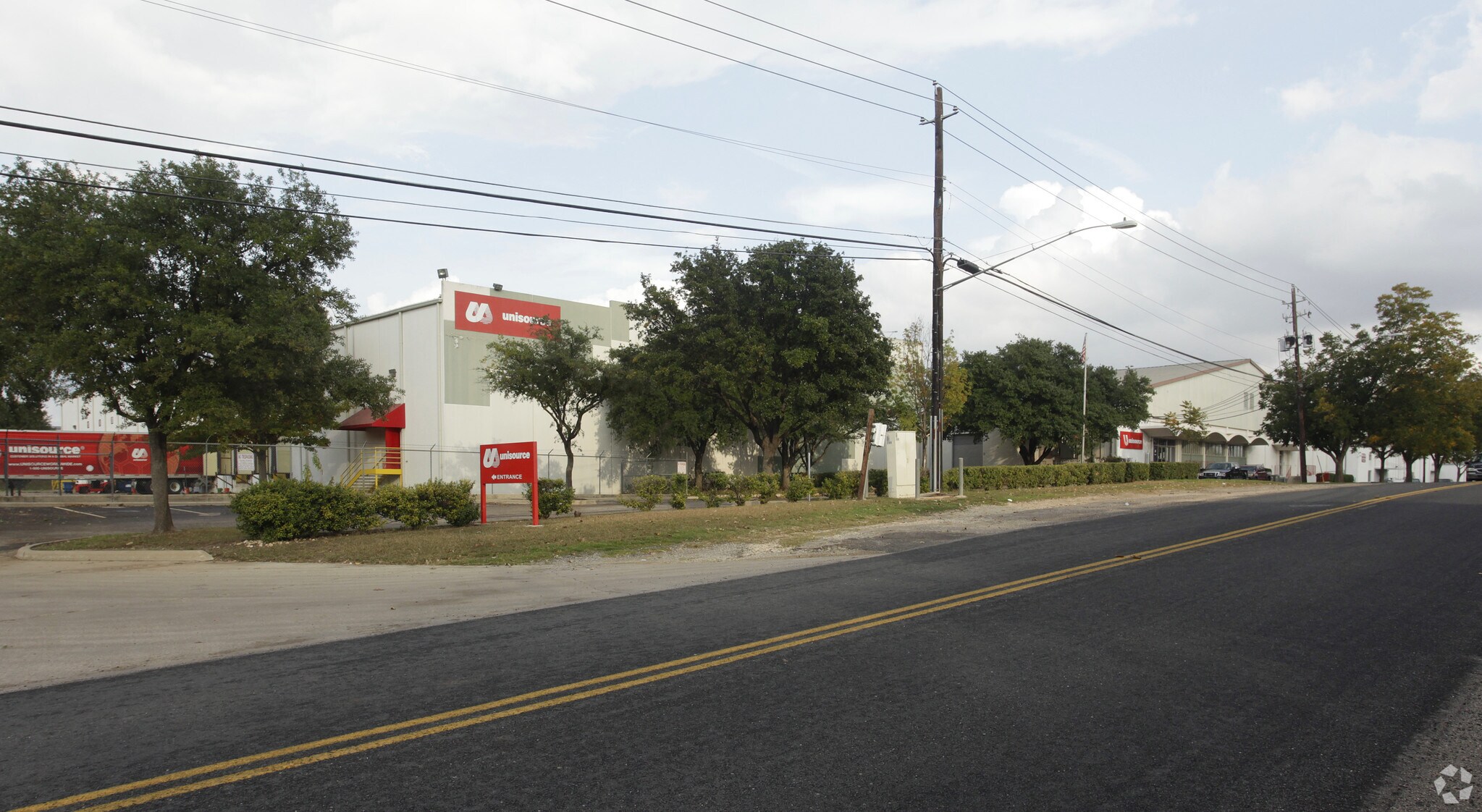 210 E Saint Elmo Rd, Austin, TX à louer Photo principale– Image 1 sur 4