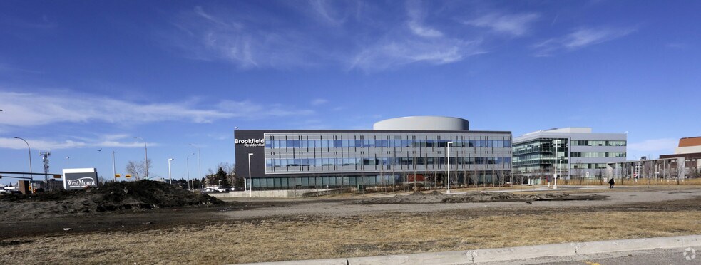 4832 Richard Rd SW, Calgary, AB à louer - Photo de l’immeuble – Image 2 sur 2