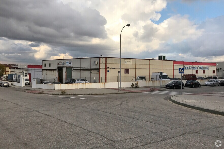 Industriel/Logistique dans Leganés, Madrid à vendre - Photo principale – Image 1 sur 2