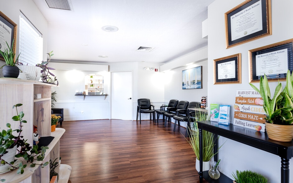 12734 Kenwood Ln, Fort Myers, FL à louer - Photo intérieure – Image 3 sur 26