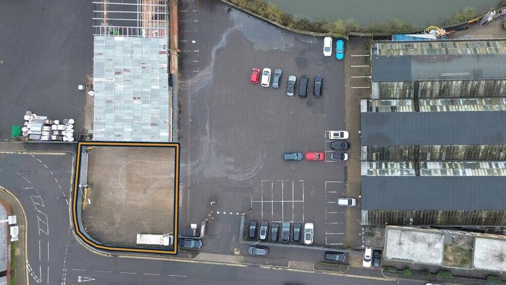 35 Hythe Rd, Londres à louer - Photo de l’immeuble – Image 3 sur 9