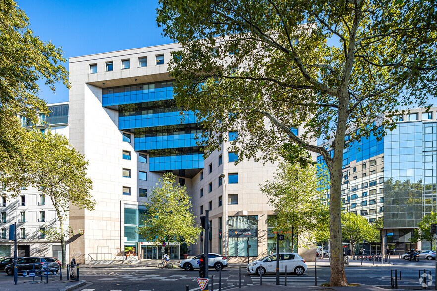 Bureau dans Lyon à louer - Photo principale – Image 1 sur 3