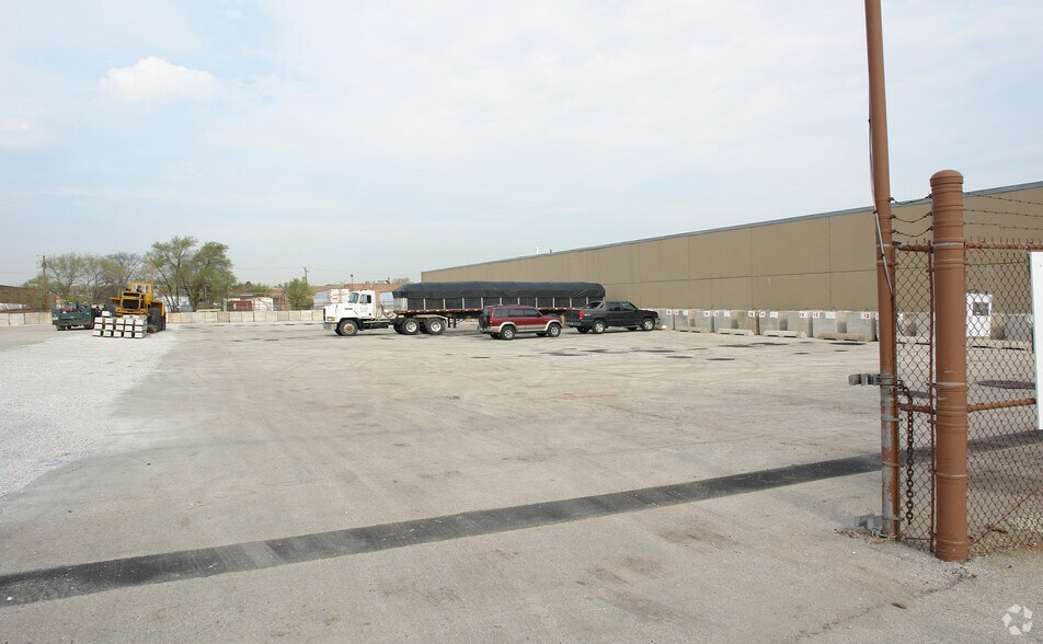 2050 George St, Melrose Park, IL à vendre - Photo de l’immeuble – Image 1 sur 4