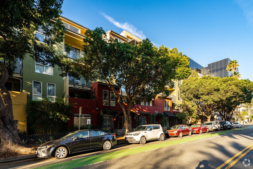 1528 6th St, Santa Monica, CA à louer - Photo de l’immeuble – Image 3 sur 6