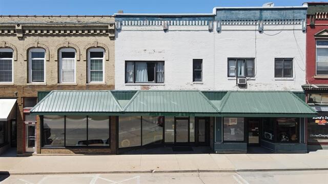 135 W Huron St, Berlin, WI à vendre Photo principale– Image 1 sur 15