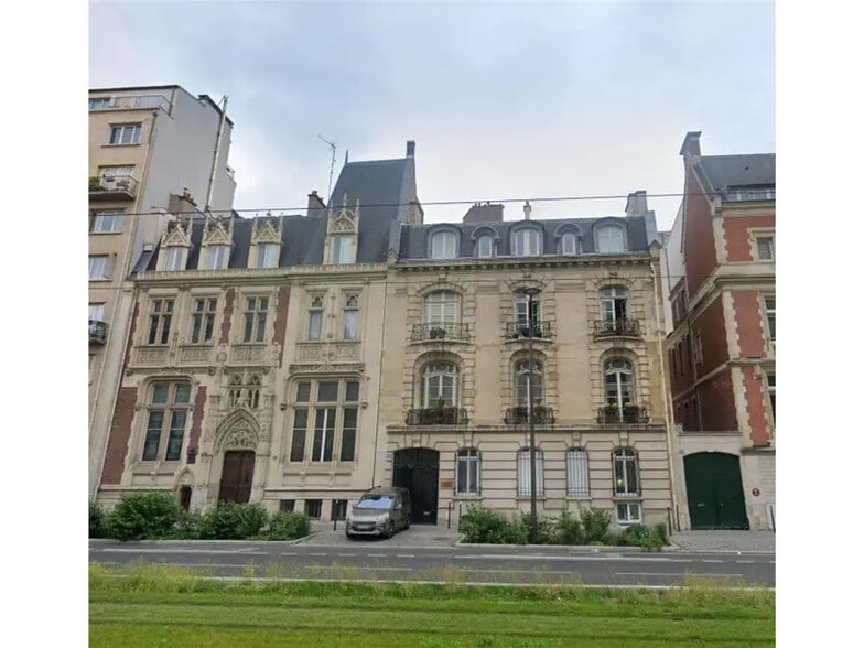 25 Boulevard Berthier, Paris à louer - Photo de l’immeuble – Image 1 sur 11