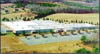 Plus de détails pour 1000 E Butler Ave, Liberty, NC - Industriel/Logistique à vendre