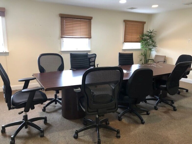 1659 Route 88, Brick, NJ à louer - Photo de l’immeuble – Image 3 sur 16