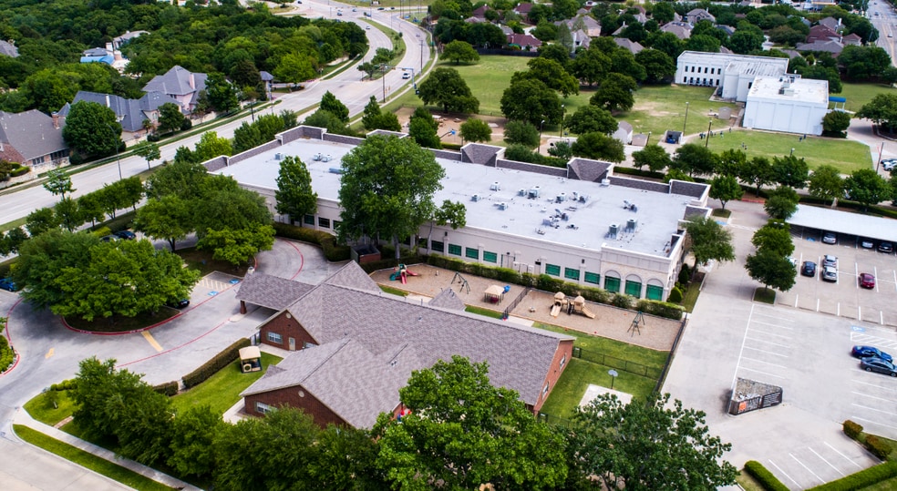 1950 NE Green Oaks Blvd, Arlington, TX à louer - Aérien – Image 3 sur 17