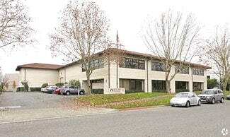 Plus de détails pour 2220 Pine View Way, Petaluma, CA - Bureau, Industriel/Logistique à louer