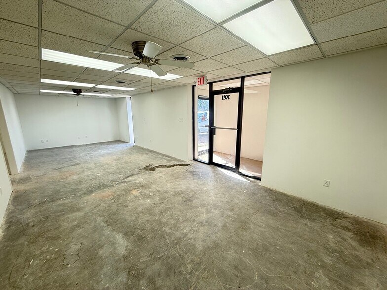 1011 E 7th St, Odessa, TX à louer - Photo de l’immeuble – Image 3 sur 11