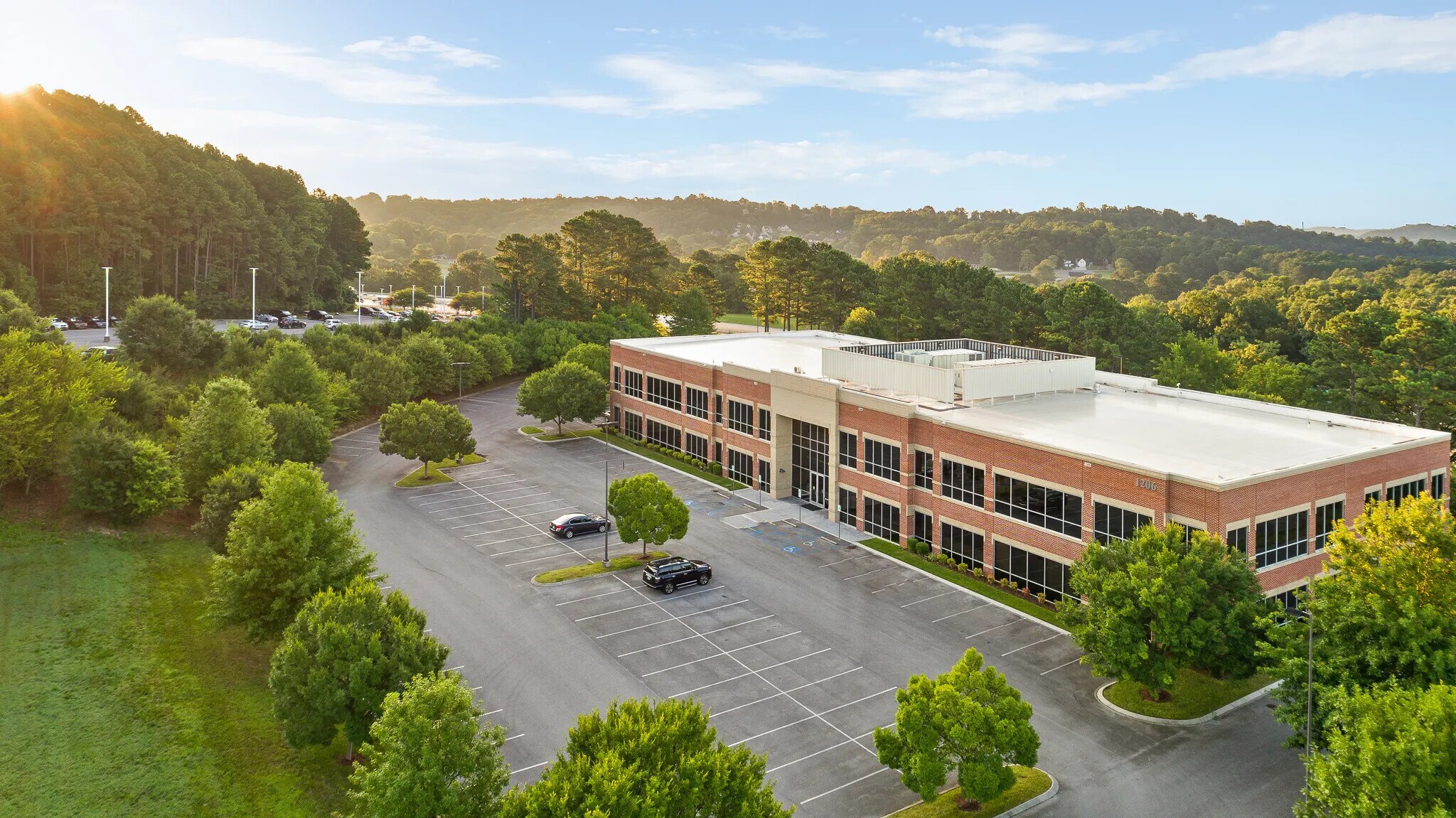 1206 Pointe Centre Dr, Chattanooga, TN à louer Photo de l’immeuble– Image 1 sur 3