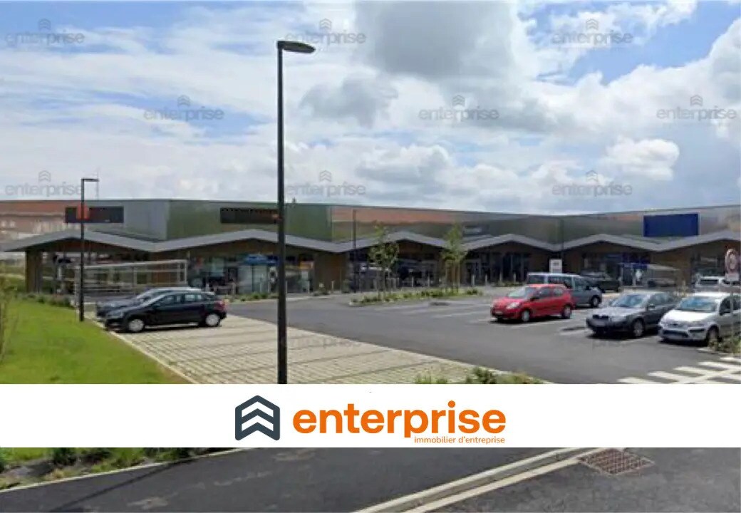 Local commercial dans Bouvines à louer Photo de l’immeuble– Image 1 sur 4