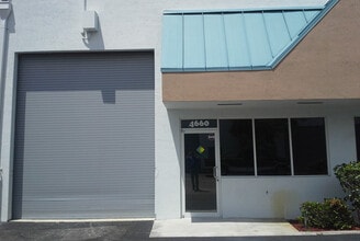 4600-4628 Hiatus Rd, Sunrise, FL à louer Photo intérieure– Image 2 sur 3