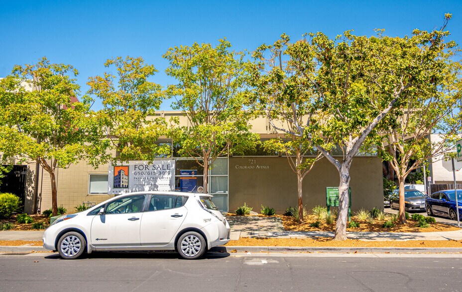 721 Colorado Ave, Palo Alto, CA à vendre - Photo de l’immeuble – Image 3 sur 24