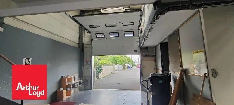 Local d’activités dans Mainvilliers à louer - Photo de l’immeuble – Image 3 sur 4