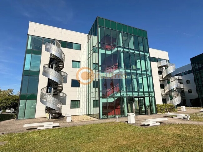 Plus de détails pour Bureau à vendre