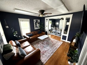 5832 Flint St, Shawnee, KS à louer Photo intérieure– Image 2 sur 11