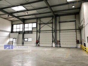 Local d’activités dans Le Blanc-Mesnil à louer Photo intérieure– Image 2 sur 3