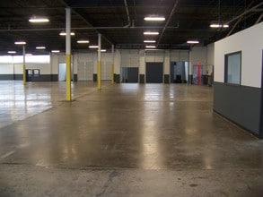 482 Barell Ave, Carlstadt, NJ à louer Photo intérieure– Image 1 sur 2