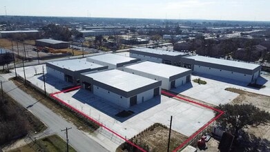 5708 McCracken Rd, Houston, TX à louer Photo de l’immeuble– Image 1 sur 4
