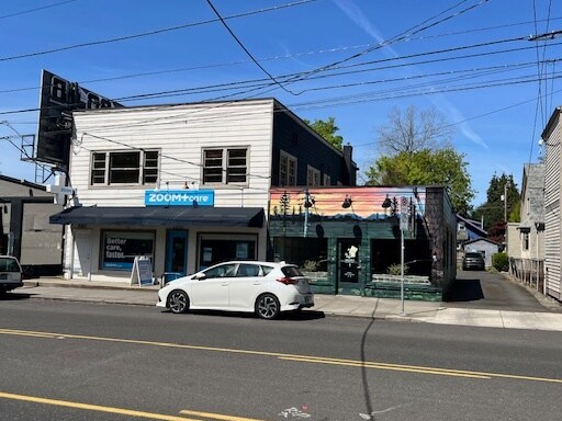 3321-3327 SE Hawthorne St, Portland, OR à louer Photo de l’immeuble– Image 1 sur 7