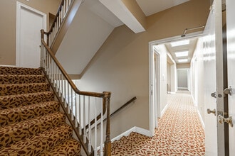 223-225 N Washington St, Alexandria, VA à louer Photo intérieure– Image 2 sur 29