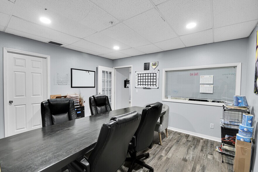 12165 Metro Pky, Fort Myers, FL à louer - Photo de l’immeuble – Image 2 sur 34