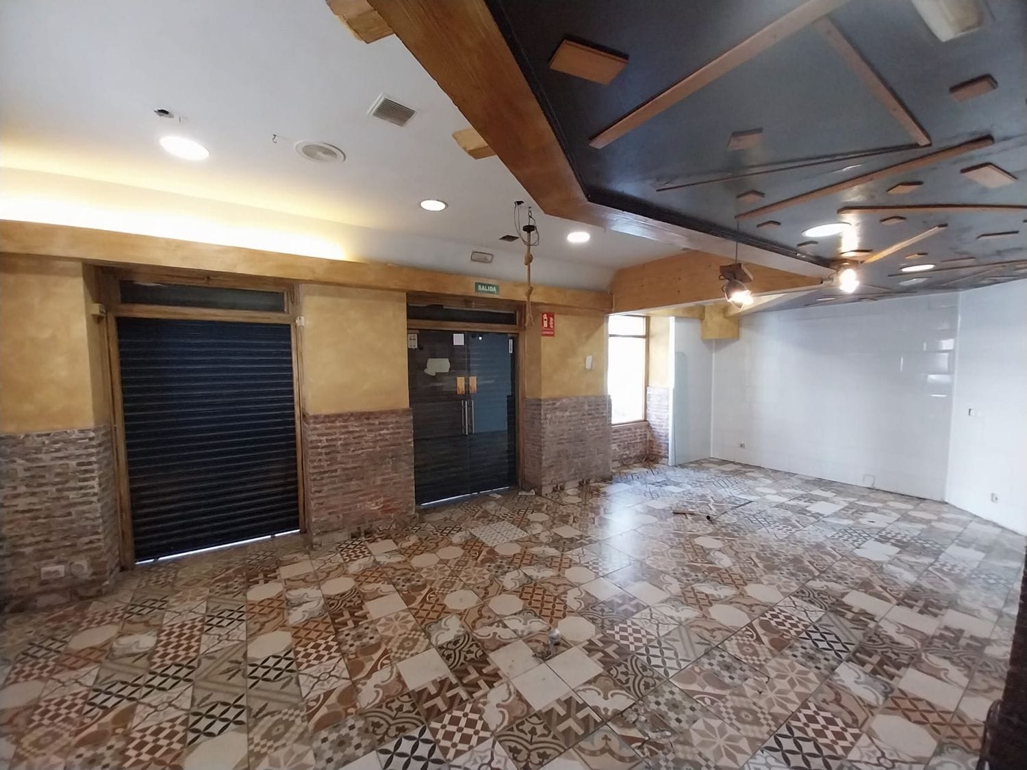 Local commercial dans Madrid, Madrid à louer Photo intérieure– Image 1 sur 6