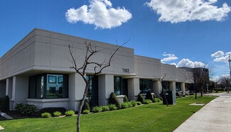 Plus de détails pour 7102 N Fresno St, Fresno, CA - Bureau à louer