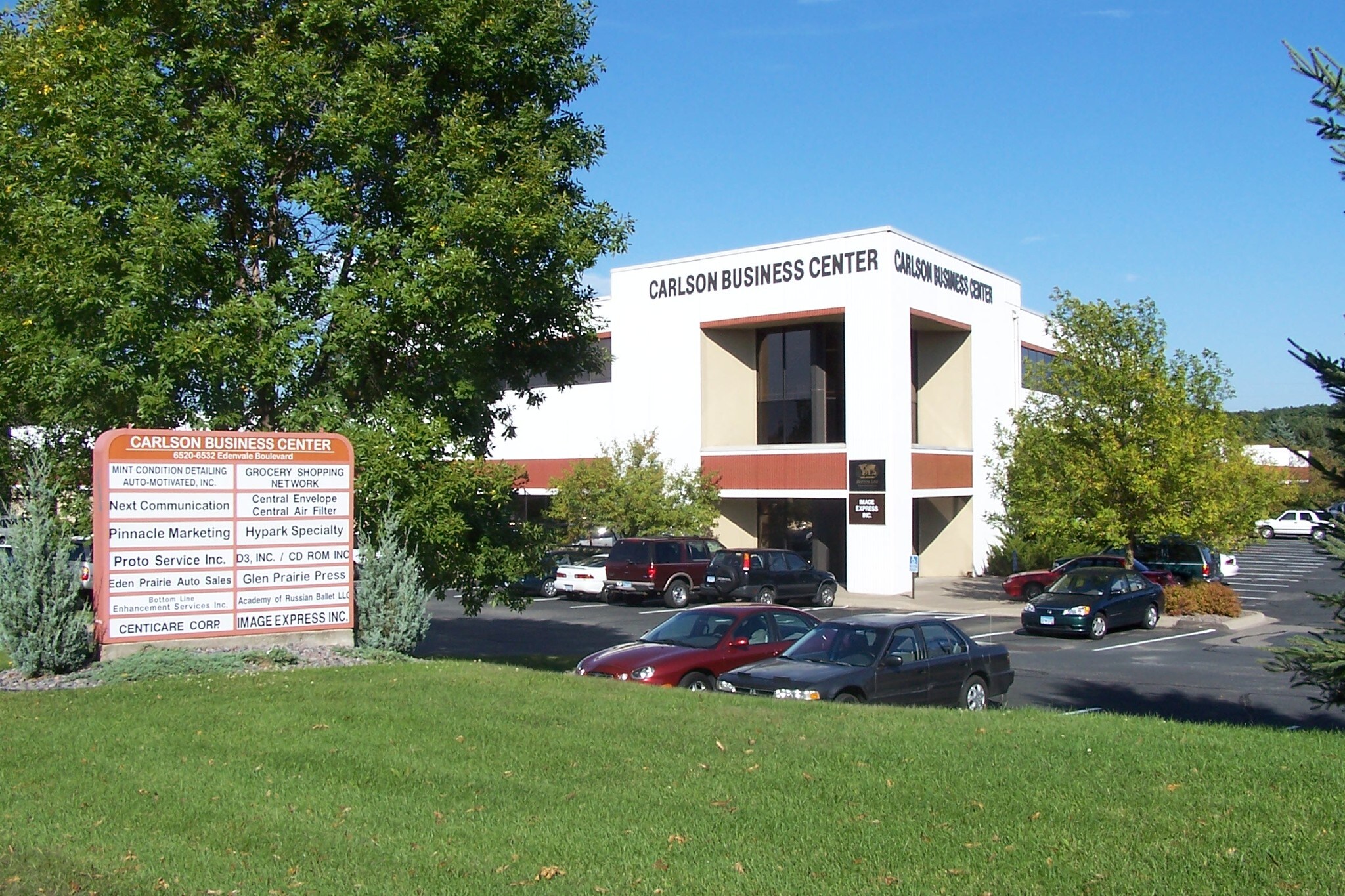 6520-6532 Edenvale Blvd, Eden Prairie, MN à louer Photo principale– Image 1 sur 10