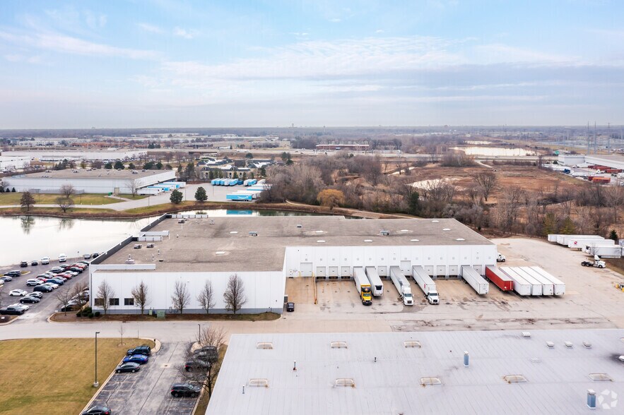 1400 Mittel Blvd, Wood Dale, IL à louer - Aérien – Image 2 sur 4