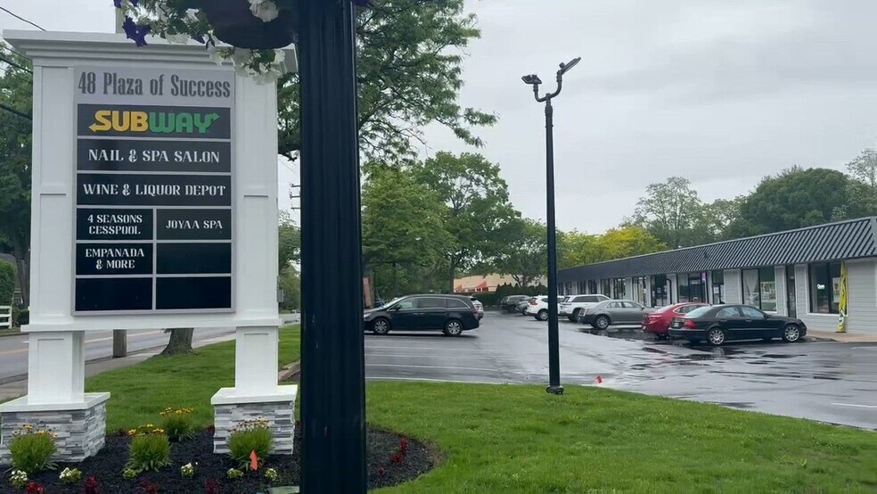 155-173 Smithtown Blvd, Nesconset, NY à louer - Vidéo sur l’annonce professionnelle – Image 2 sur 10