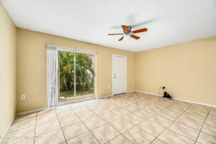 418 Adams Ave, Cape Canaveral, FL à vendre - Photo de l’immeuble – Image 3 sur 49