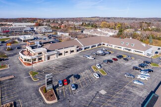 Plus de détails pour 17800 W Bluemound Rd, Brookfield, WI - Bureau à louer