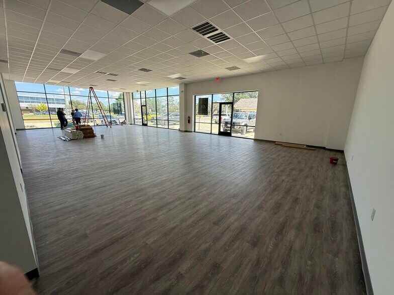 21681 Kingsland Blvd, Katy, TX à louer - Photo de l’immeuble – Image 2 sur 6