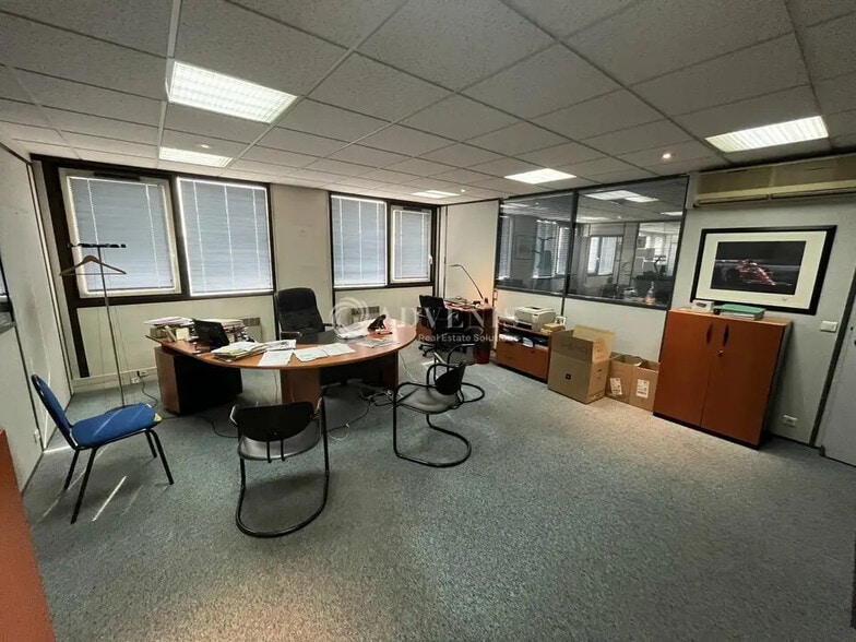 Bureau dans Nogent-sur-Marne à vendre - Photo de l’immeuble – Image 3 sur 5