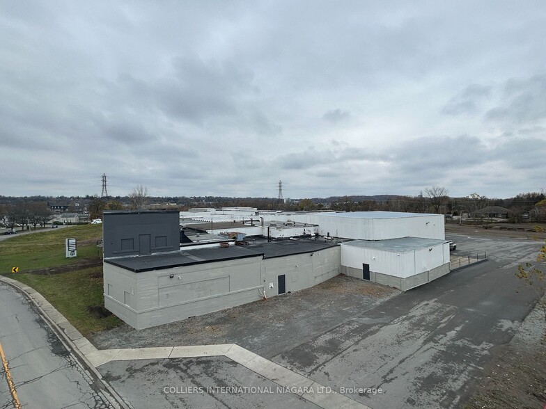 55 Oakdale Ave, St Catharines, ON à louer - Photo de l’immeuble – Image 2 sur 7